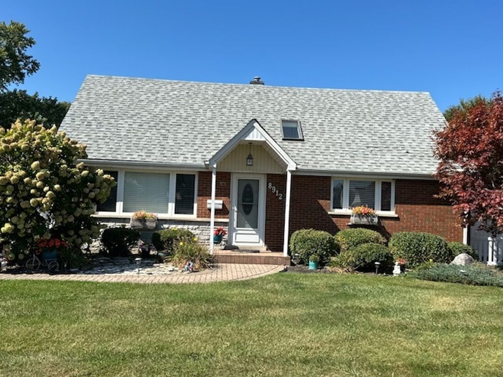 8912 Windsor Lane, Bridgeview, IL 60455