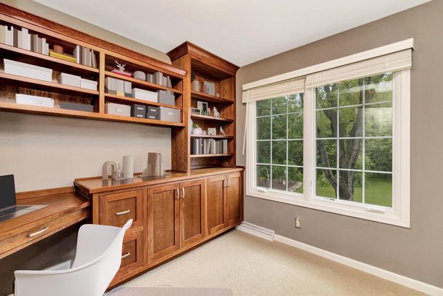 9837 N Auburn COURT, Mequon, WI 53092