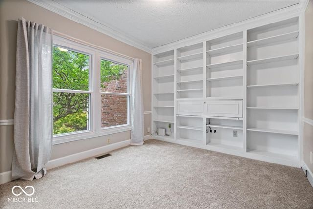 11734 Forest Park Lane, Carmel, IN 46033