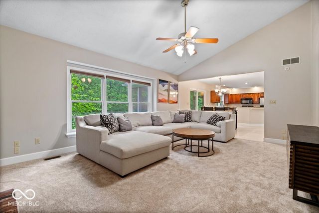 11734 Forest Park Lane, Carmel, IN 46033