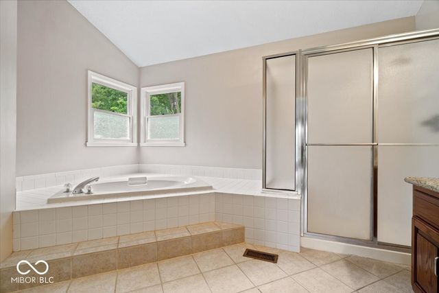 11734 Forest Park Lane, Carmel, IN 46033