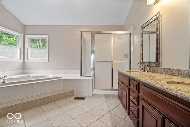 11734 Forest Park Lane, Carmel, IN 46033