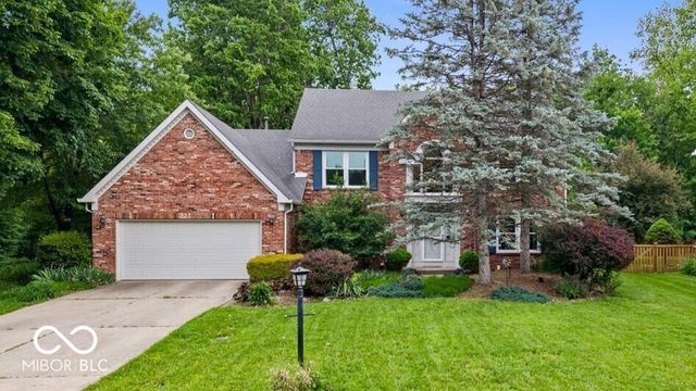 11734 Forest Park Lane, Carmel, IN 46033