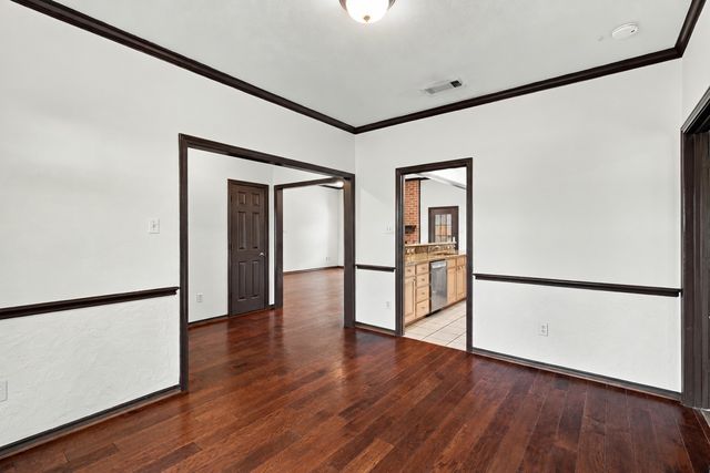 405 Montreal Drive, Hurst, TX 76054