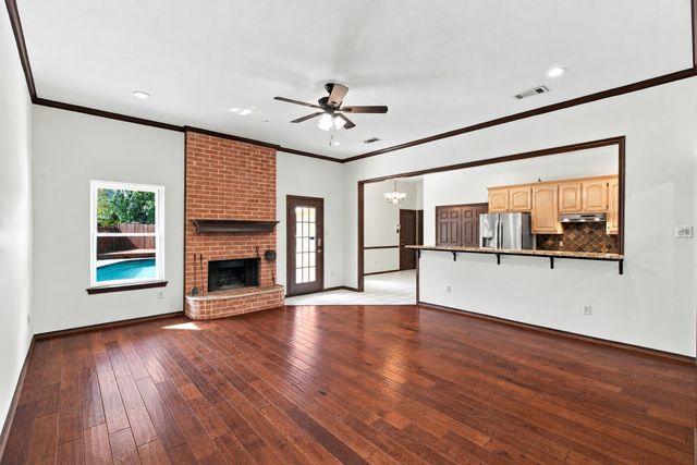 405 Montreal Drive, Hurst, TX 76054