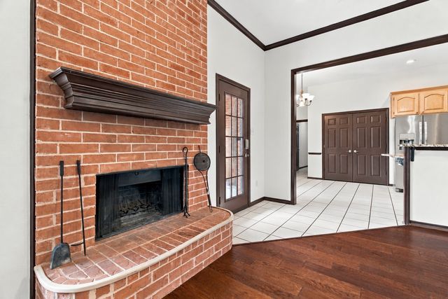 405 Montreal Drive, Hurst, TX 76054