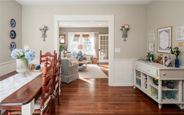 26 Vernon Avenue, Newport, RI 02840