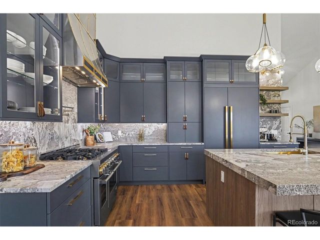 4990 Black Fox Cir, Elizabeth, CO 80107