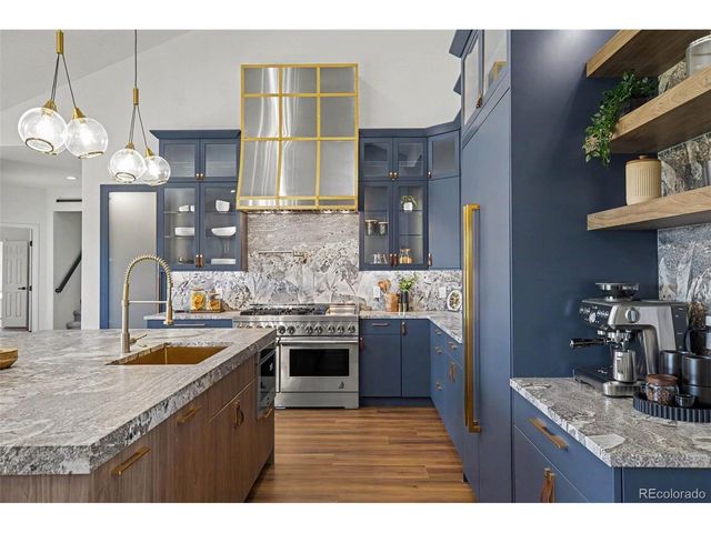 4990 Black Fox Cir, Elizabeth, CO 80107