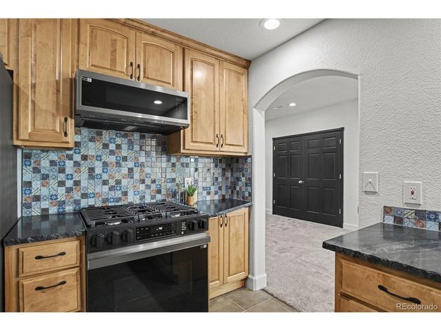 4990 Black Fox Cir, Elizabeth, CO 80107