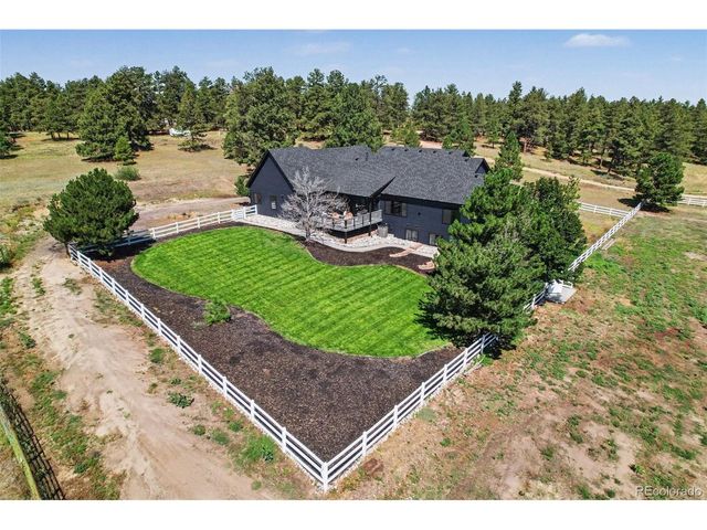 4990 Black Fox Cir, Elizabeth, CO 80107