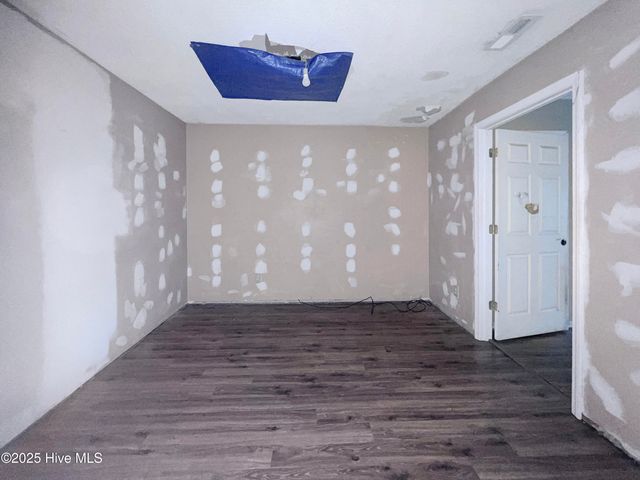 512 E Springhill Terrace, Jacksonville, NC 28546