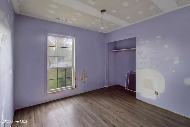 512 E Springhill Terrace, Jacksonville, NC 28546