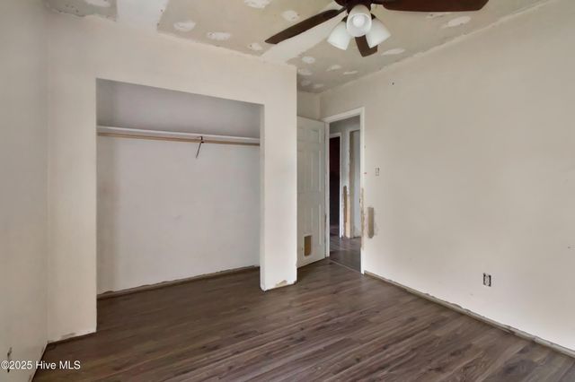 512 E Springhill Terrace, Jacksonville, NC 28546