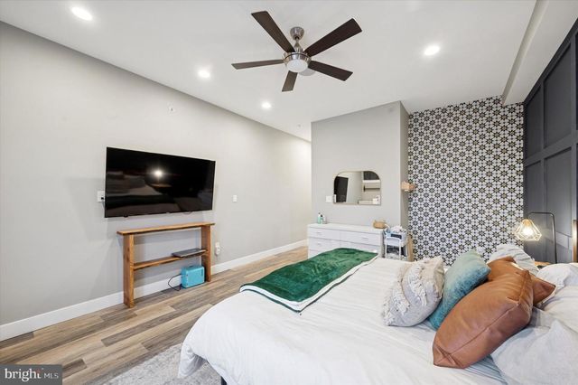 1942 TASKER ST, Philadelphia, PA 19145