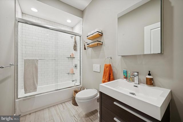 1942 TASKER ST, Philadelphia, PA 19145