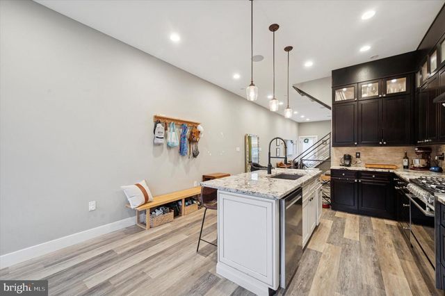 1942 TASKER ST, Philadelphia, PA 19145