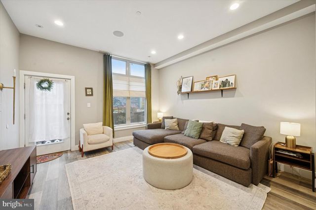 1942 TASKER ST, Philadelphia, PA 19145