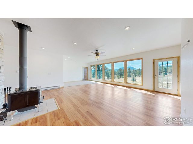 1701 Devils Gulch Rd, Estes Park, CO 80517