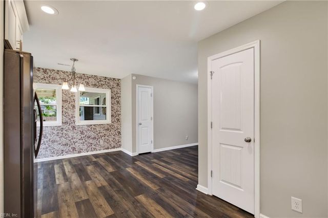 4936 Floral ST, Virginia Beach, VA 23462