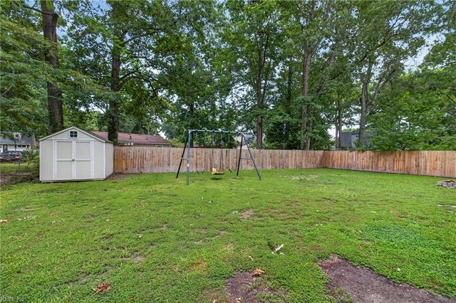 4936 Floral ST, Virginia Beach, VA 23462