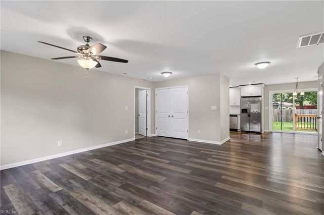 4936 Floral ST, Virginia Beach, VA 23462