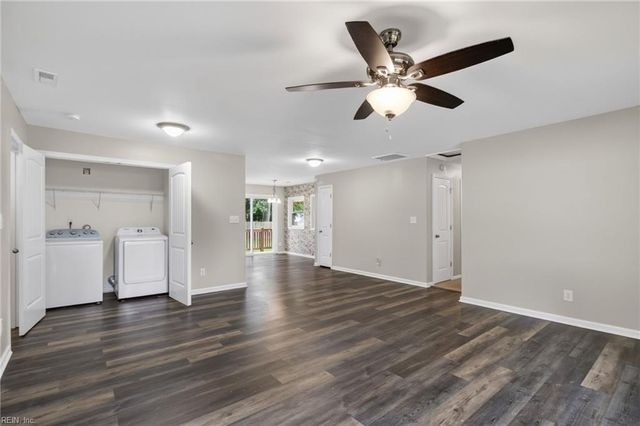 4936 Floral ST, Virginia Beach, VA 23462