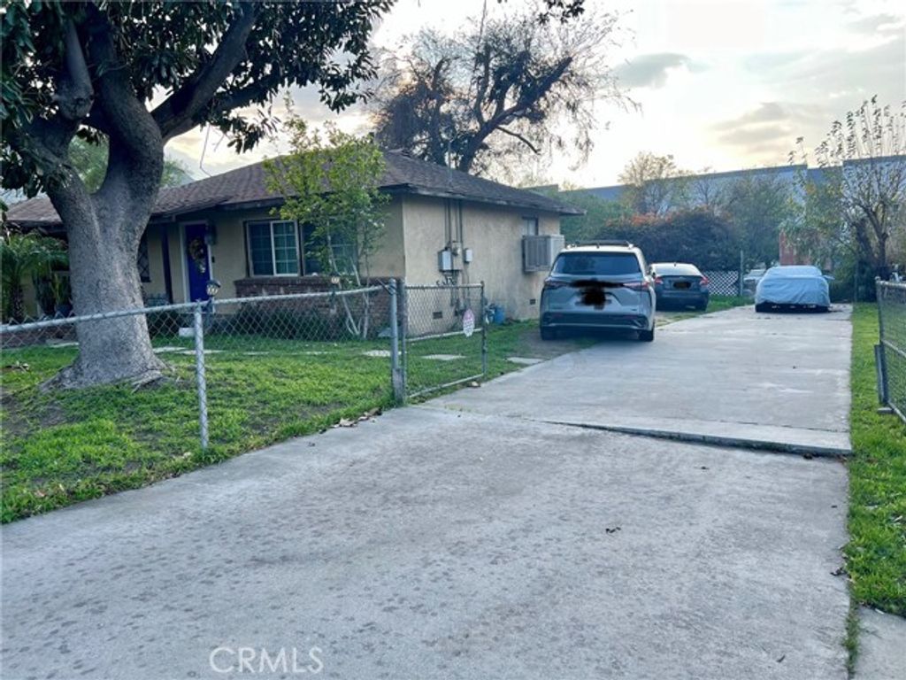 11262 Sierra, Fontana, CA 92337