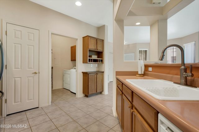 755 W Vistoso Highlands Dr Apt 121, Oro Valley, AZ 85755