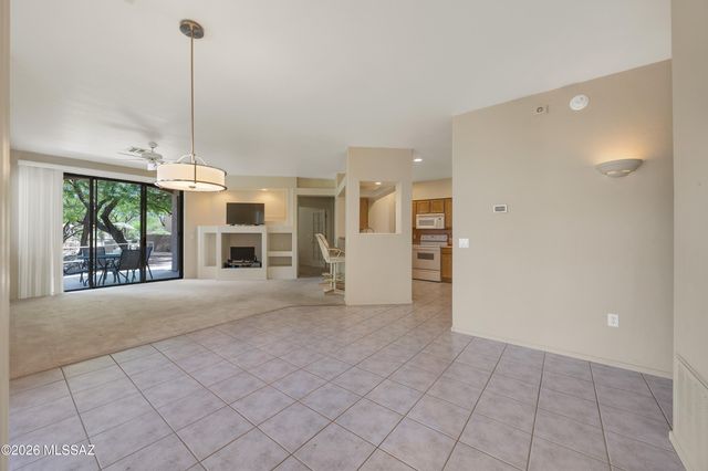 755 W Vistoso Highlands Dr Apt 121, Oro Valley, AZ 85755