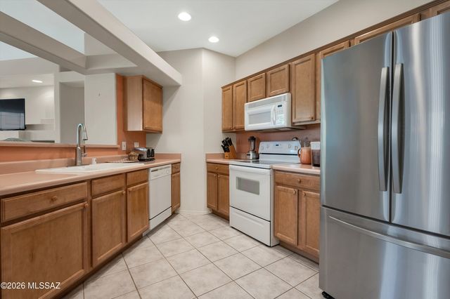 755 W Vistoso Highlands Dr Apt 121, Oro Valley, AZ 85755