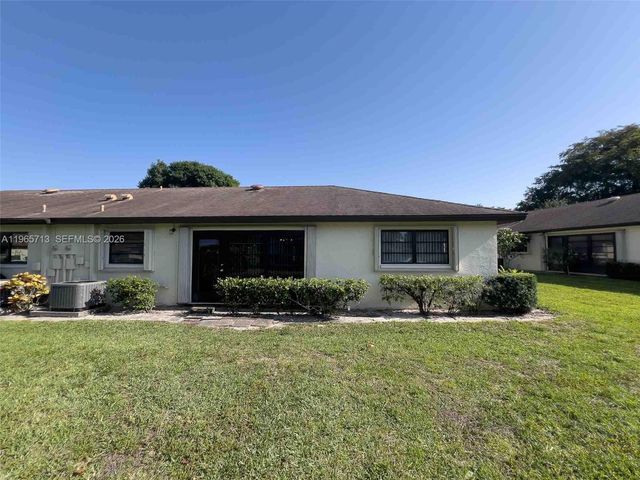 10198 Dovewood Lane A, Boynton Beach, FL 33436