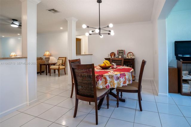 10198 Dovewood Lane A, Boynton Beach, FL 33436