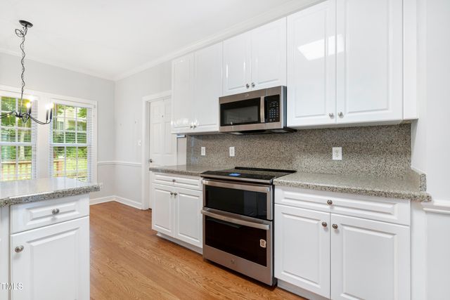 102 Glenmore Road, Cary, NC 27519