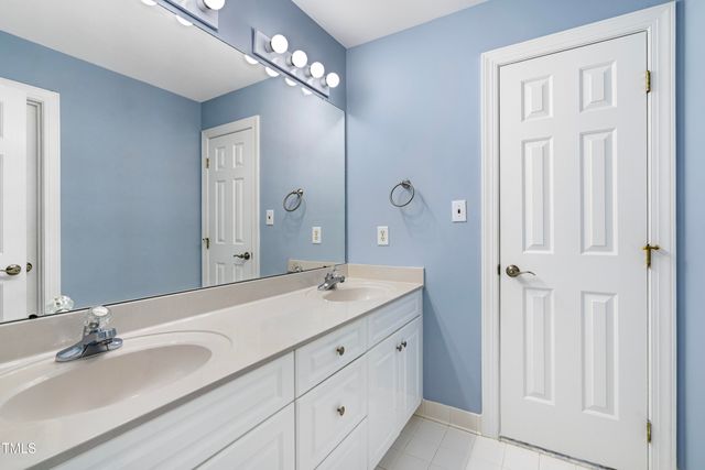 102 Glenmore Road, Cary, NC 27519