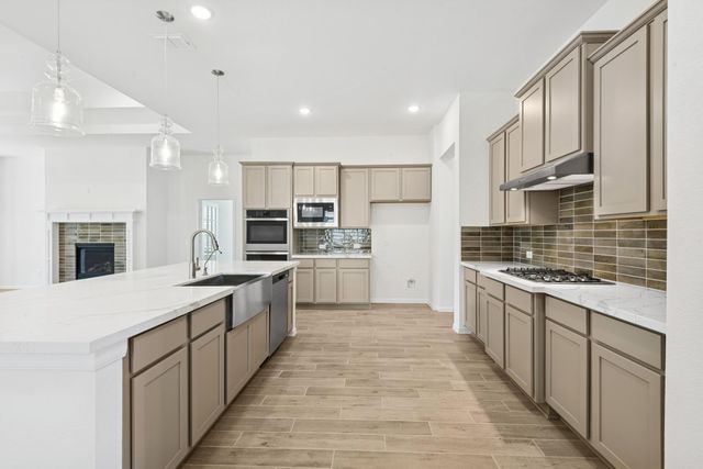 5017 Bluebell Way, Waller, TX 77484