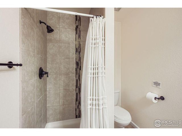 4172 Rocky Ford Dr, Loveland, CO 80538