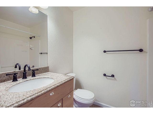 4172 Rocky Ford Dr, Loveland, CO 80538