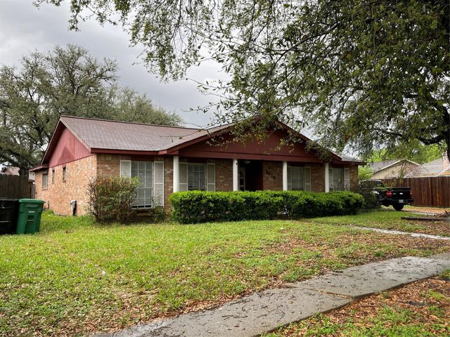 9010 Mellow Brook Drive, Houston, TX 77099