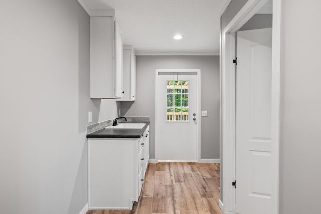 143 Bonanza Drive, Eutawville, SC 29048