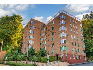 1205 Sw CARDINELL Dr 302, Portland, OR 97201