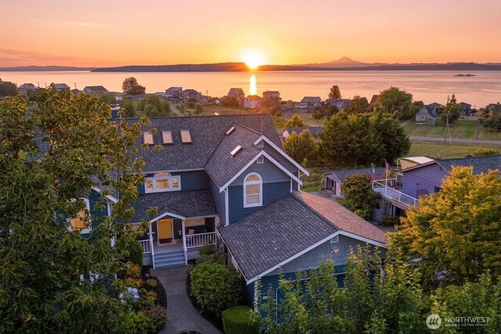 7610 NE Bruce Lane, Hansville, WA 98340