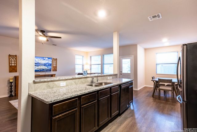 10428 GREEN PR, San Antonio, TX 78223