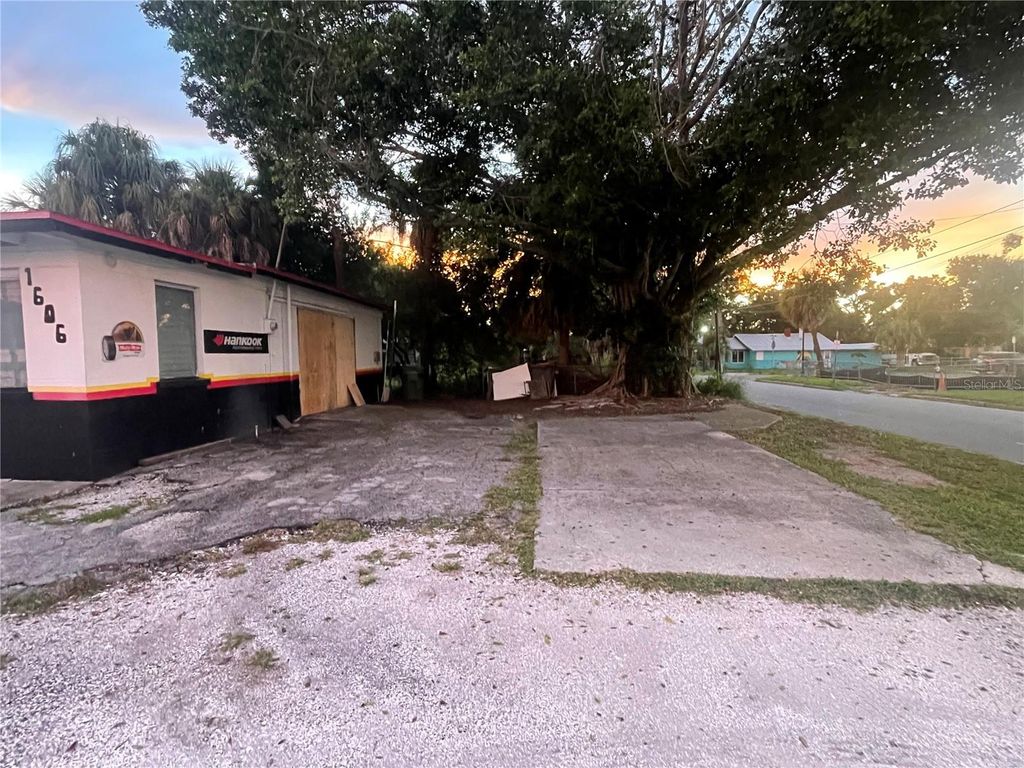 1606 9TH ST W, BRADENTON, FL 34205 — exterior