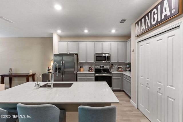 12852 JOSSLYN Lane, Jacksonville, FL 32246