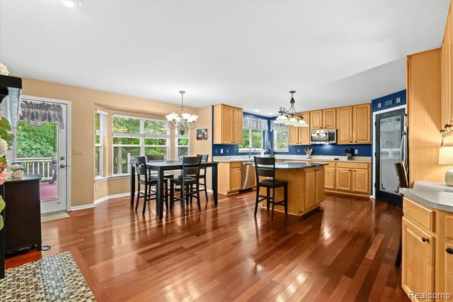 4583 Racewood Drive, Commerce Twp, MI 48382