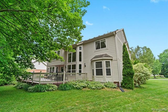 4583 Racewood Drive, Commerce Twp, MI 48382