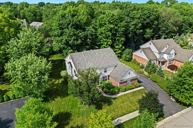 4583 Racewood Drive, Commerce Twp, MI 48382