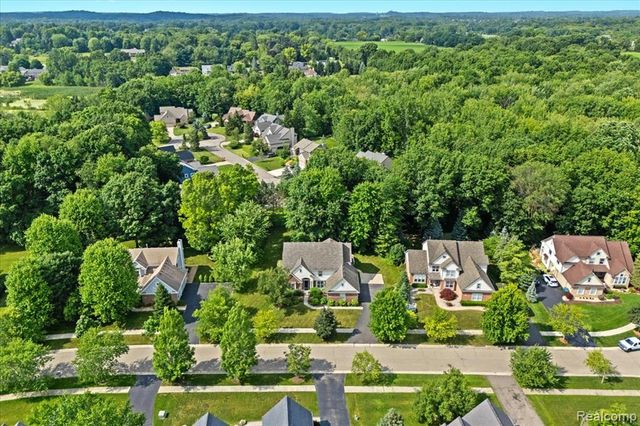 4583 Racewood Drive, Commerce Twp, MI 48382