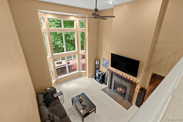 4583 Racewood Drive, Commerce Twp, MI 48382